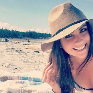 Meet your Posher, Niki